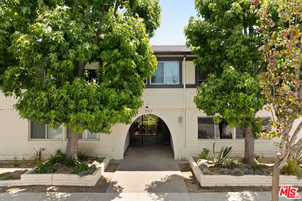 Unit for sale at 360 Gladys Avenue, Long Beach, CA 90814