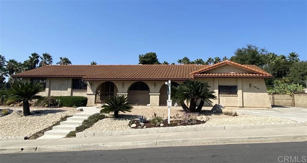 Unit for sale at 1514 Via Christina, Vista, CA 92084