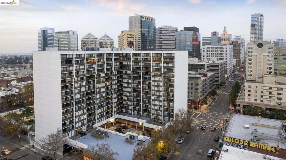 Unit for sale at 801 Franklin St, Oakland, CA 94607