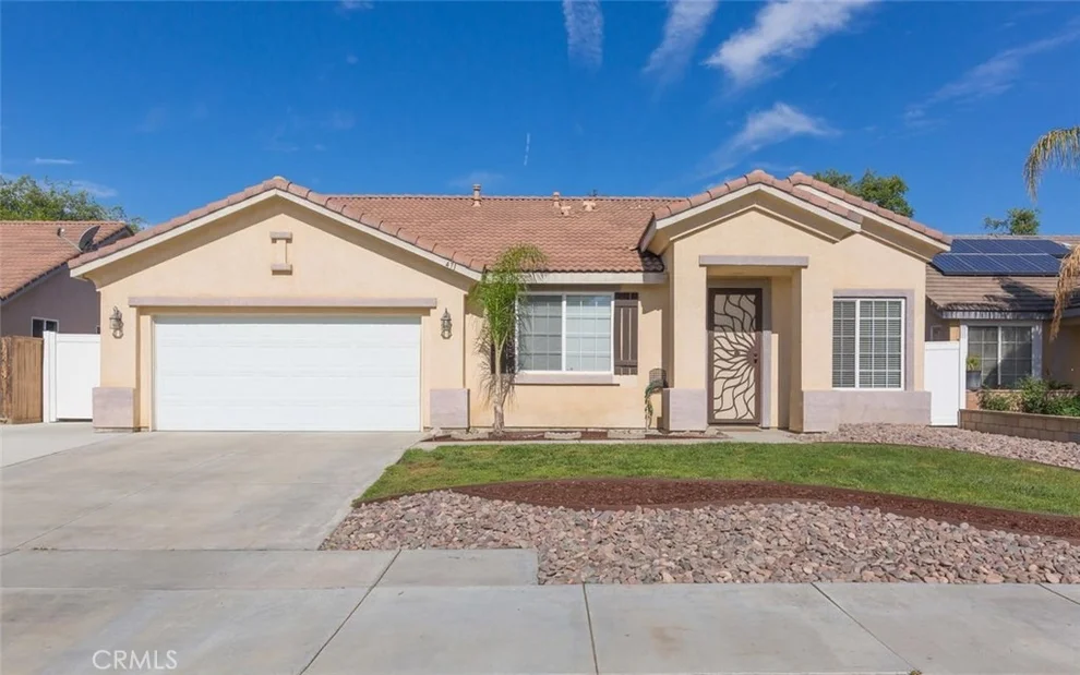 Unit for sale at 471 Sutro Court, Hemet, CA 92544