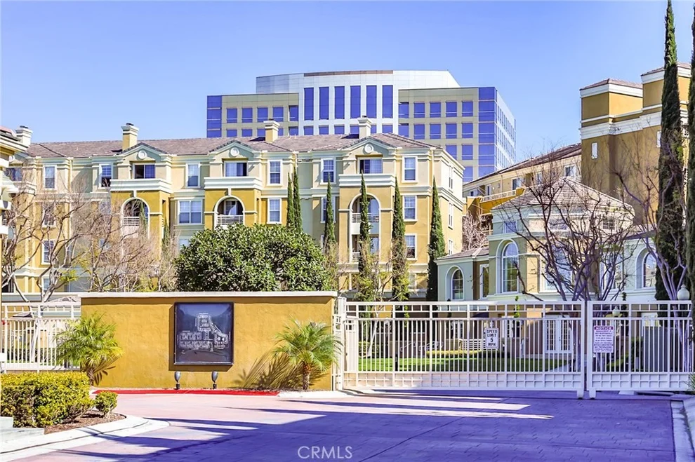 Unit for sale at 3415 S Main Street, Santa Ana, CA 92707