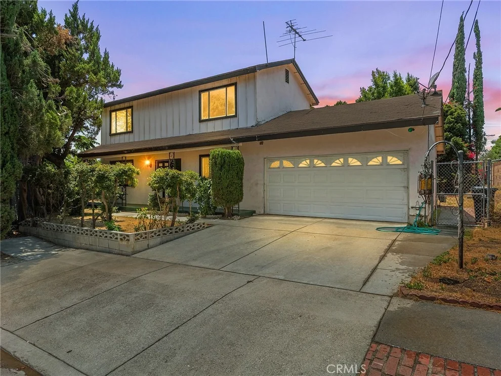 Unit for sale at 14923 La Valle Street, Sylmar, CA 91342