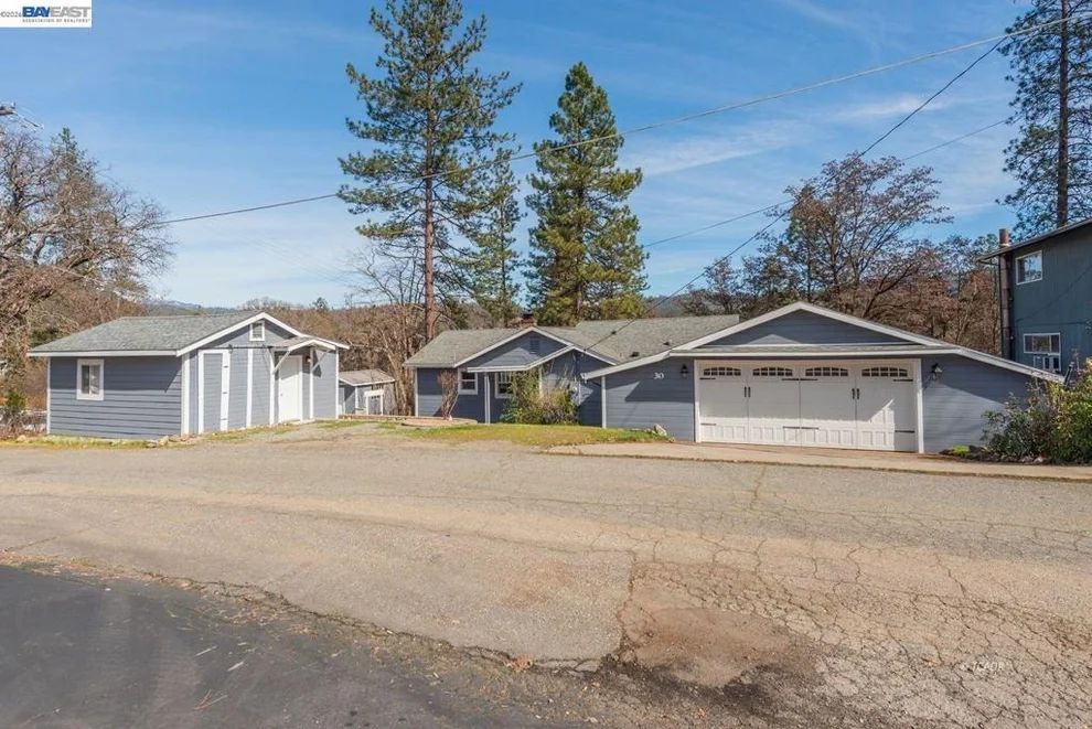 Unit for sale at 30 Paulsen St., Weaverville, CA 96093