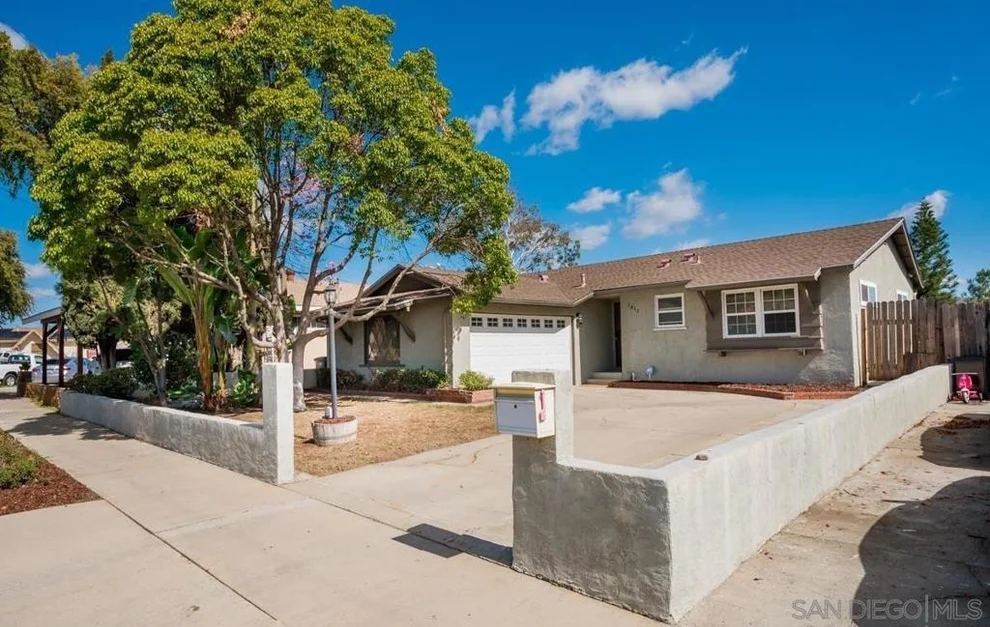 Unit for sale at 1411 Cornwall, Spring Valley, CA 91977