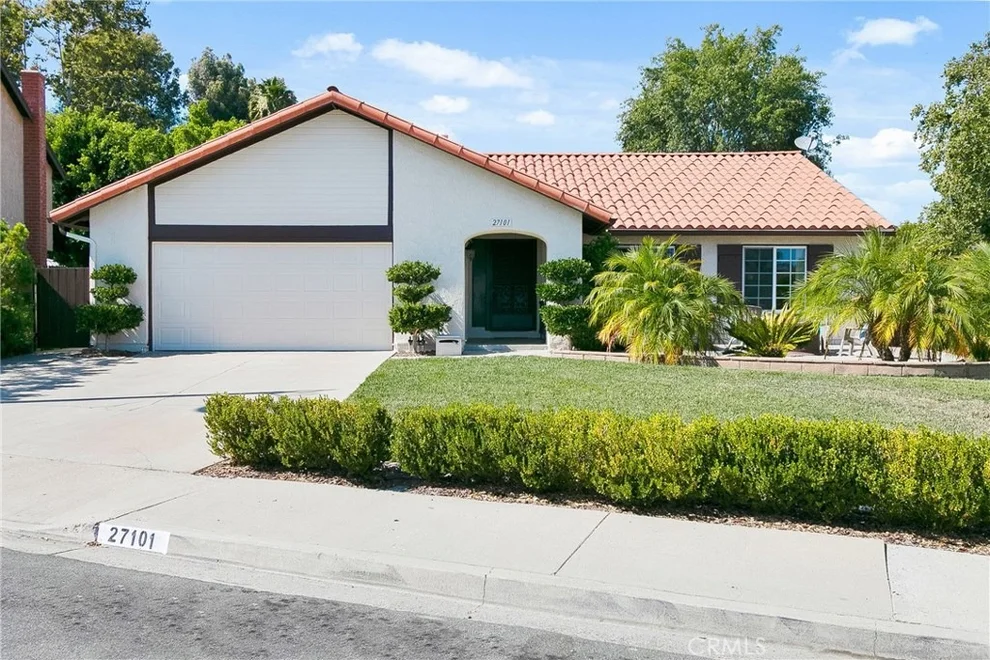Unit for sale at 27101 Segovia, Mission Viejo, CA 92691
