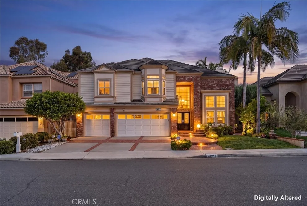 Unit for sale at 26942 Willow Tree Lane, Laguna Hills, CA 92653