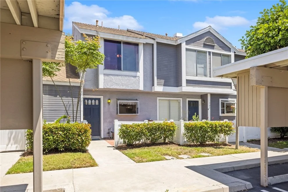 Unit for sale at 101 Dogwood, Aliso Viejo, CA 92656