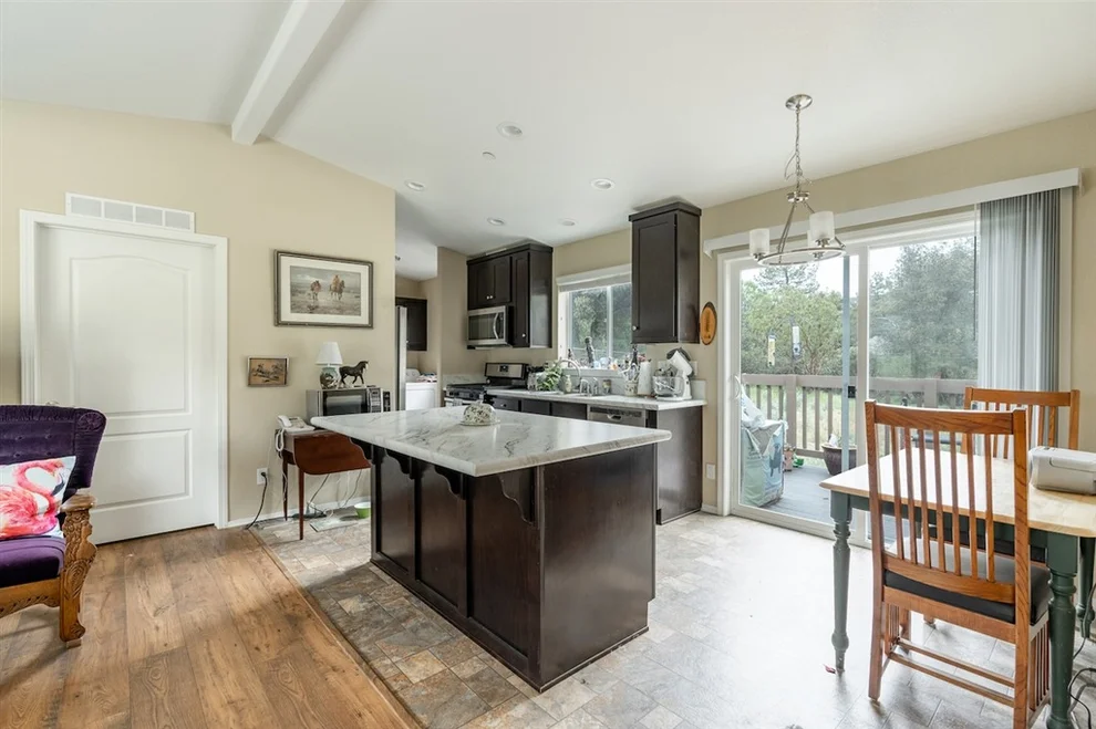 Unit for sale at 8326 Foothill Blvd, Pine Valley, CA 91962