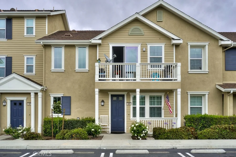 Unit for sale at 325 Silk Tree, Irvine, CA 92606