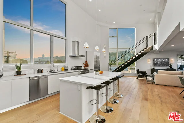 Unit for sale at 616 N CROFT Avenue, West Hollywood, CA 90048