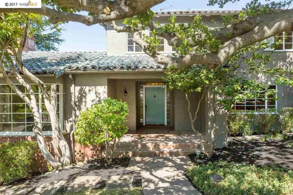 Unit for sale at 199 Saint James Dr, Piedmont, CA 94611