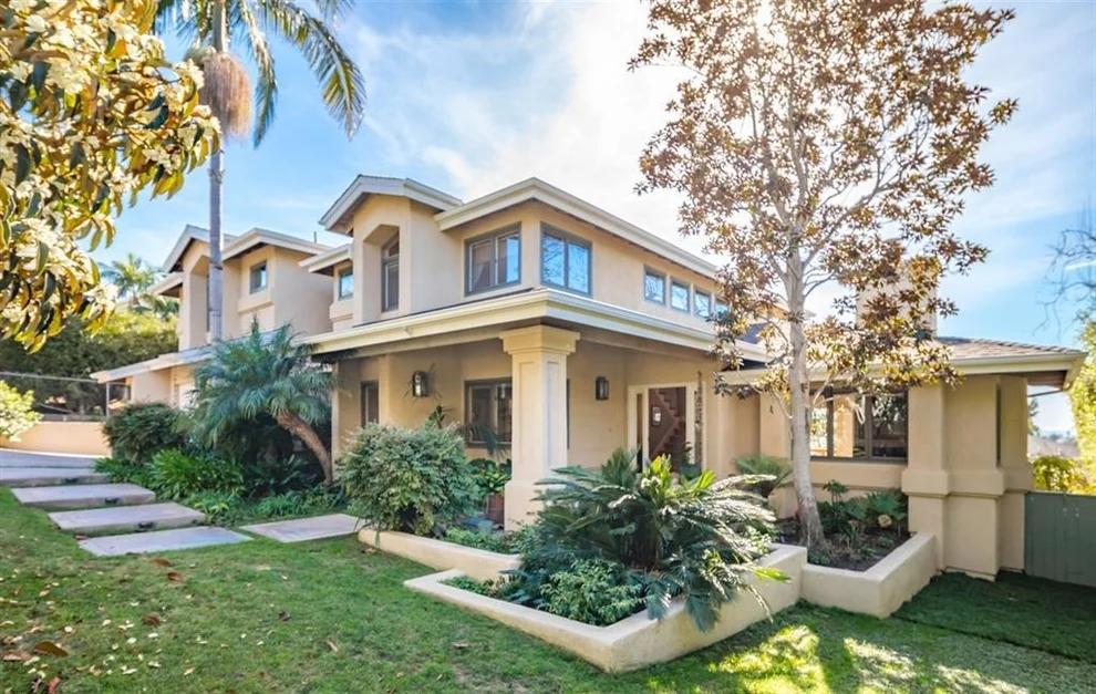 Unit for sale at 390 E Glaucus, Encinitas, CA 92024