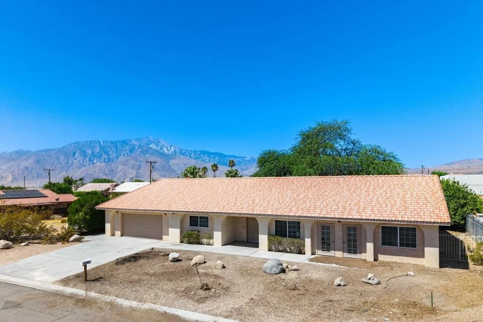Unit for sale at 13785 Via Real, Desert Hot Springs, CA 92240