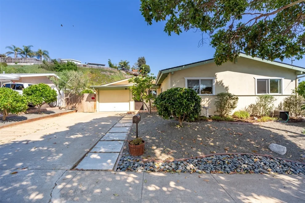 Unit for sale at 4623 Boxwood Dr, San Diego, CA 92117