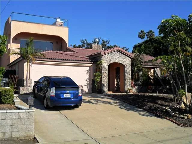 Unit for sale at 2653 Fairfield Street, San Diego, CA 92110