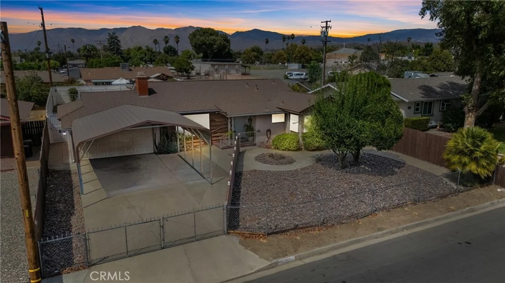 Unit for sale at 40354 Clark, Hemet, CA 92544