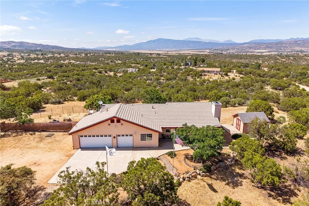 Unit for sale at 44980 Terwilliger, Anza, CA 92539