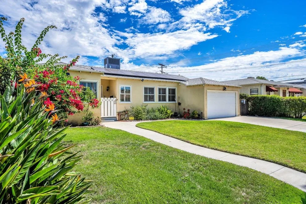Unit for sale at 1420 N Evergreen Street, Burbank, CA 91505