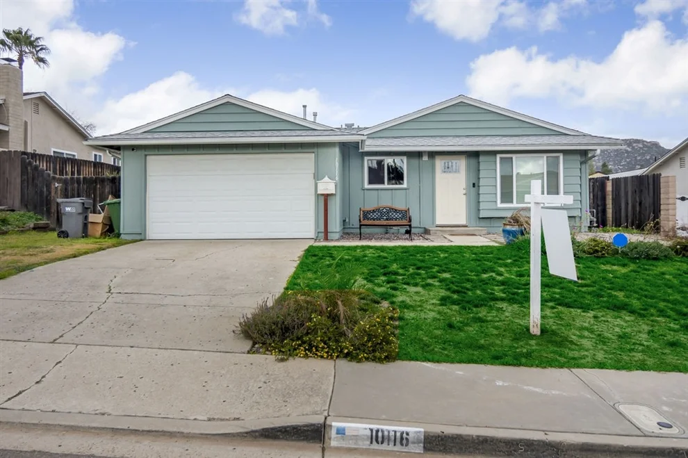 Unit for sale at 10116 Pinewood Vw, Santee, CA 92071