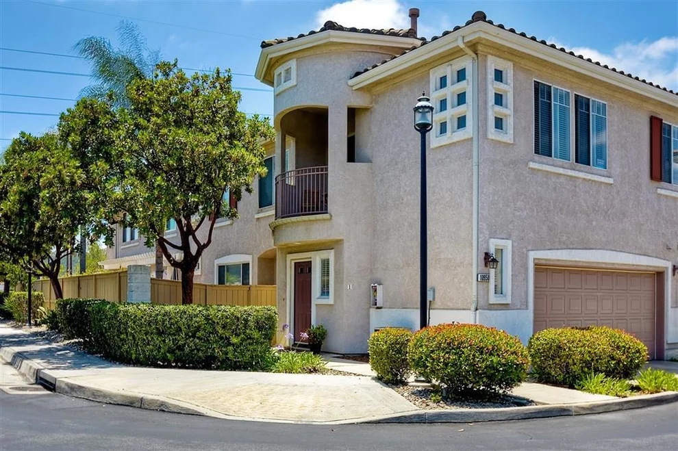 Unit for sale at 10950 Ivy Hill Dr, San Diego, CA 92131
