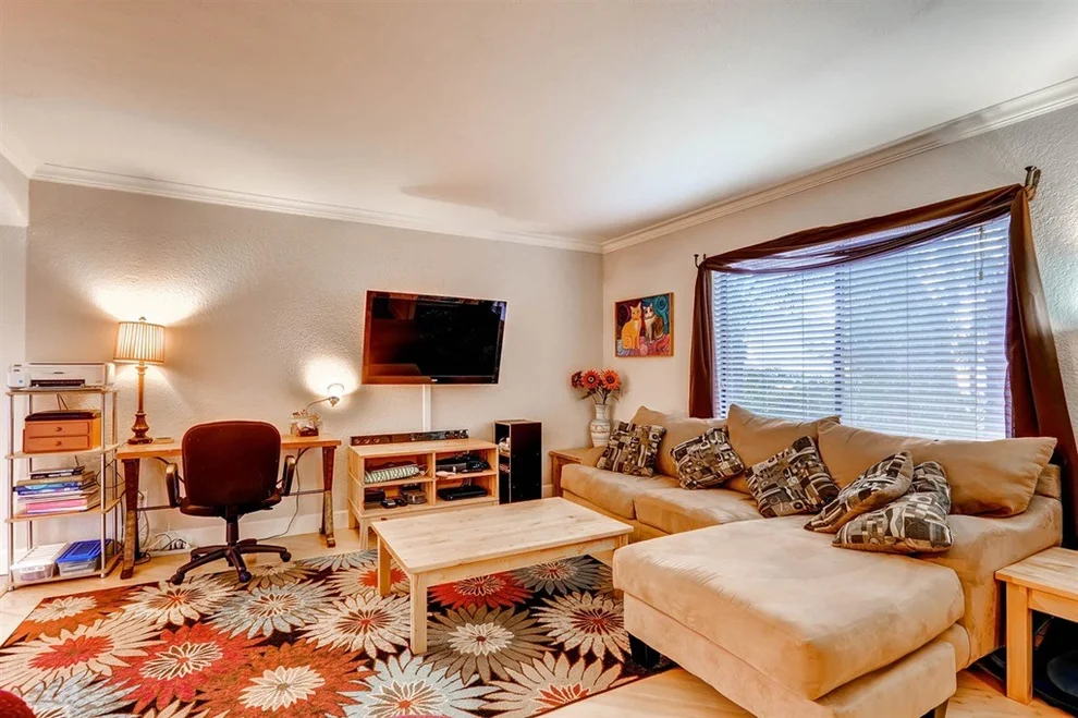 Unit for sale at 2134 Oliver Ave, San Diego, CA 92109