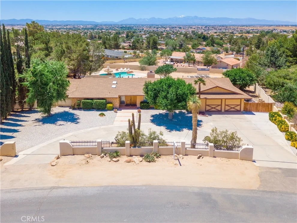 Unit for sale at 19375 Oshkosh Road, Apple Valley, CA 92307