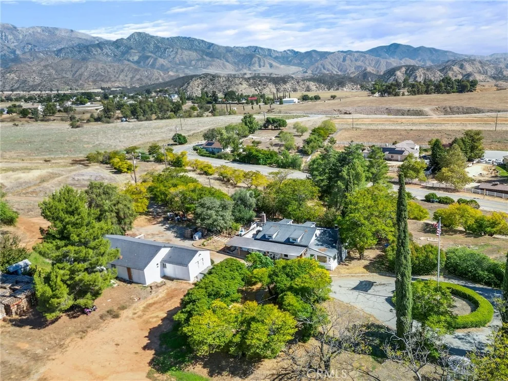 Unit for sale at 11055 Sunset, Banning, CA 92220