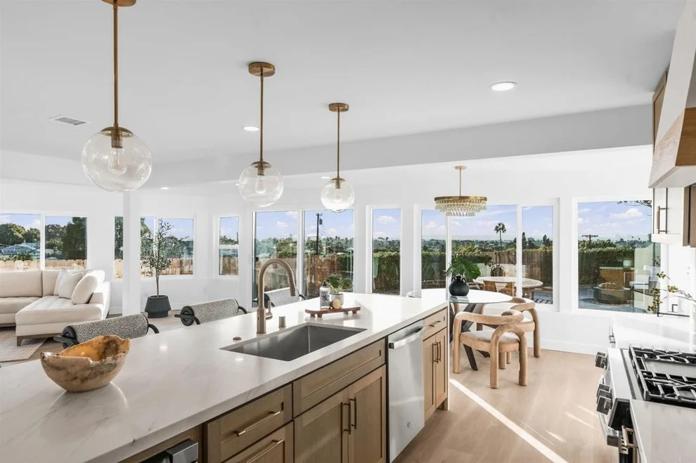 Unit for sale at 942 Monterey Court, Chula Vista, CA 91911