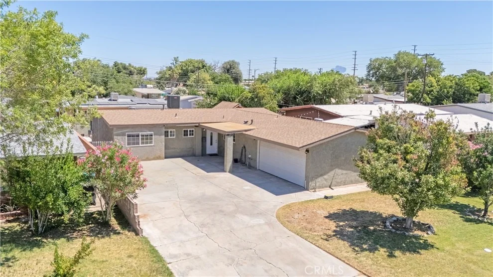Unit for sale at 1039 W Avenue J14, Lancaster, CA 93534