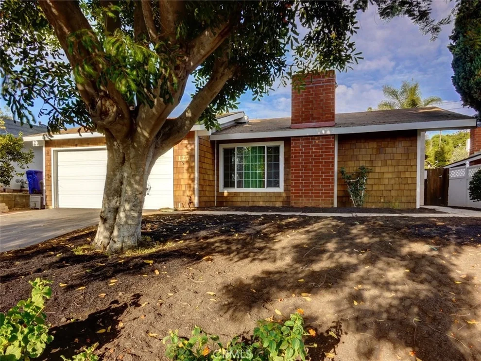 Unit for sale at 127 Bluebird Park Road, Fallbrook, CA 92028