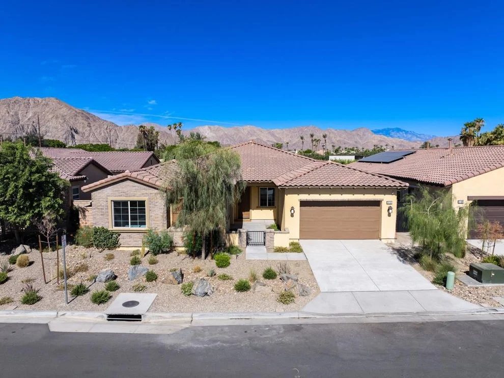 Unit for sale at 51911 Marquis Lane, La Quinta, CA 92253