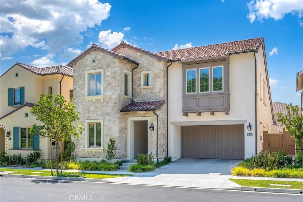 Unit for sale at 207 Pinnacle, Irvine, CA 92602