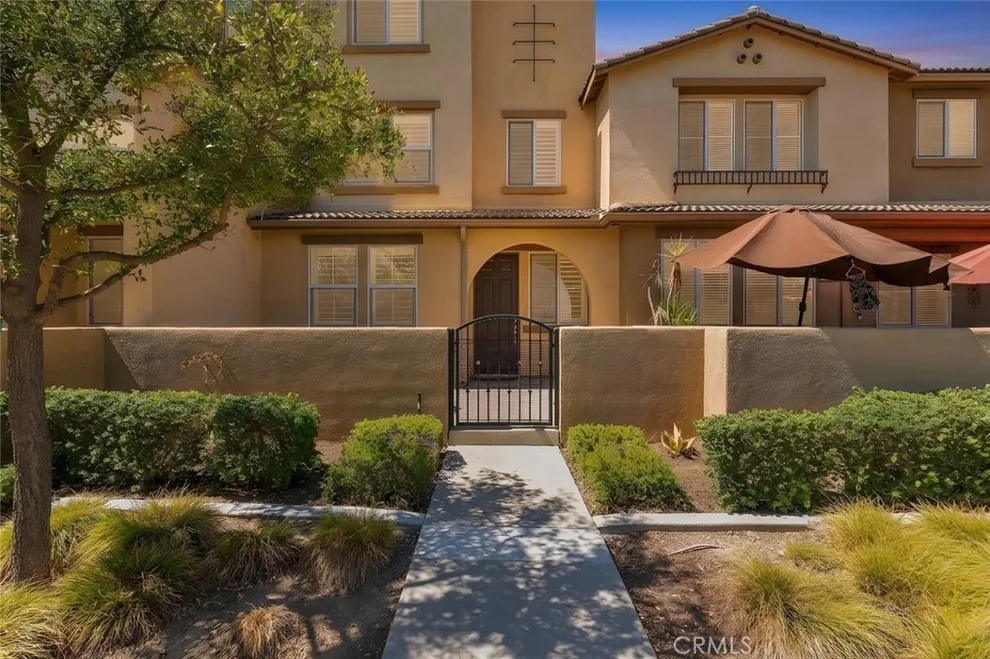 Unit for sale at 41019 Belleray, Murrieta, CA 92562