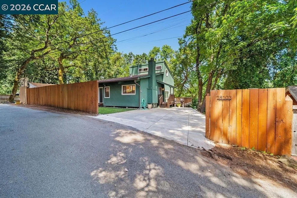 Unit for sale at 18103 La Verne Dr, Los Gatos, CA 95033