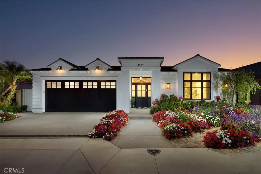 Unit for sale at 1501 Serenade Terrace, Corona Del Mar, CA 92625