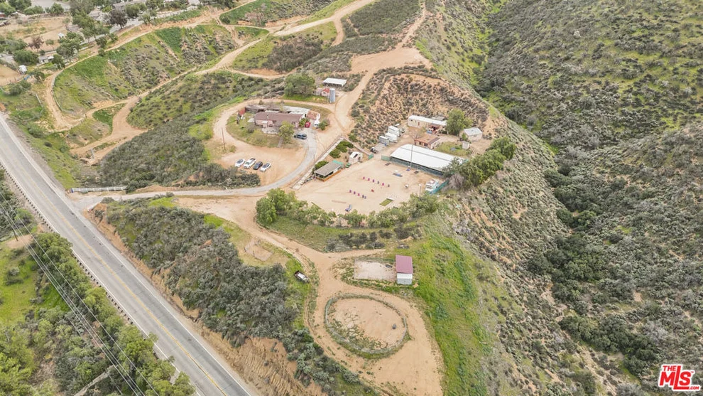 Unit for sale at 11426 Sierra Highway, Santa Clarita, CA 91390