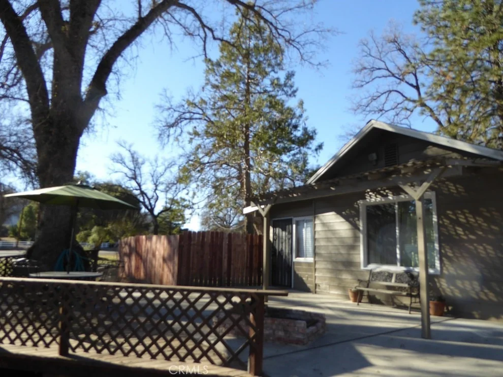 Unit for sale at 41389 Highway 49, Oakhurst, CA 93644