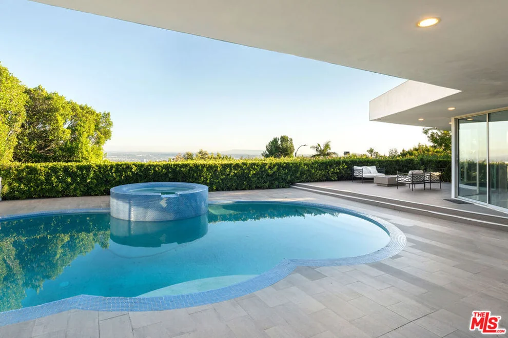 Unit for sale at 1506 Blue Jay Way, Los Angeles, CA 90069