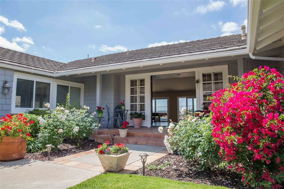 Unit for sale at 12638 Fairbrook Rd, San Diego, CA 92131