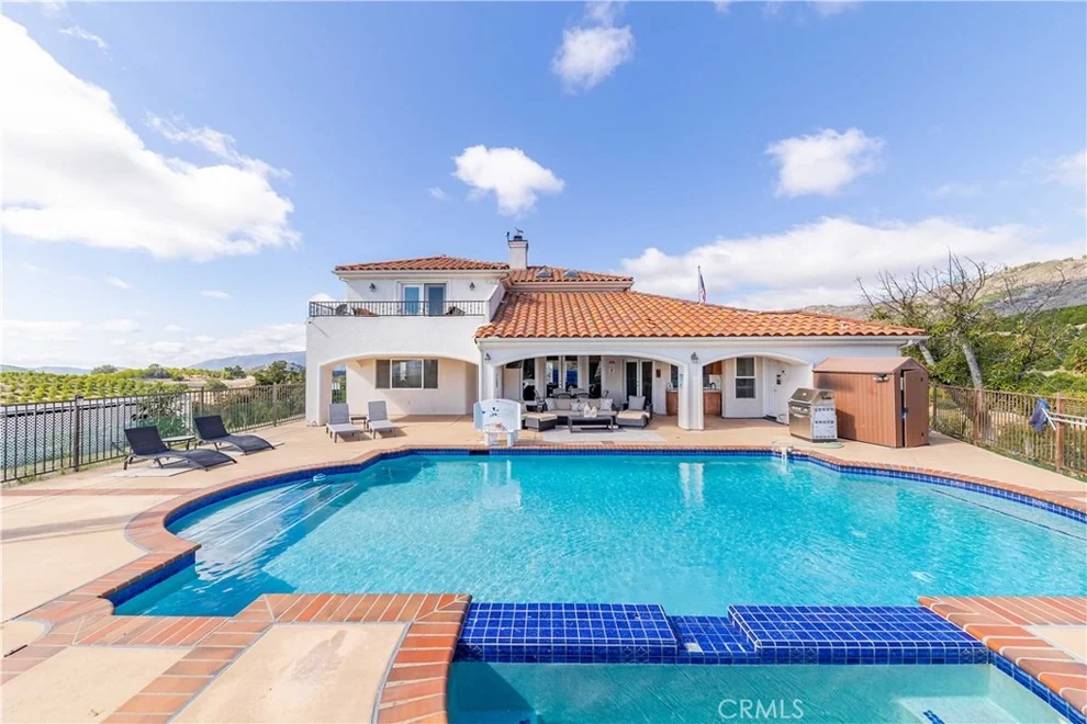 Unit for sale at 20491 Carancho Rd, Temecula, CA 92590