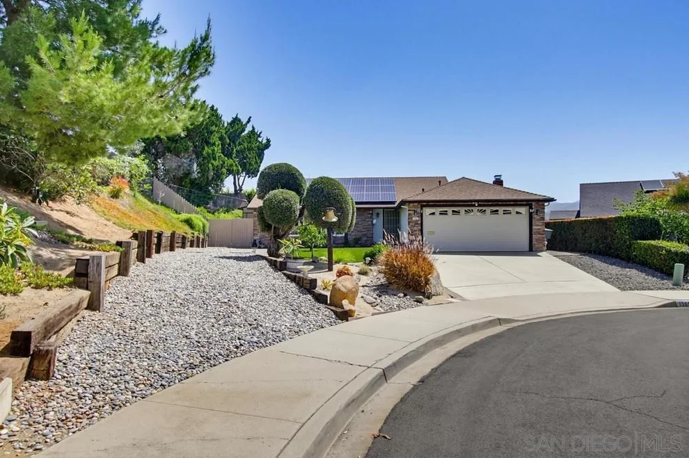 Unit for sale at 13857 Olive Park Pl., Poway, CA 92064