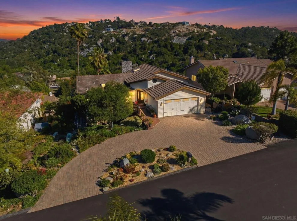 Unit for sale at 9643 Indian Creek, Escondido, CA 92026
