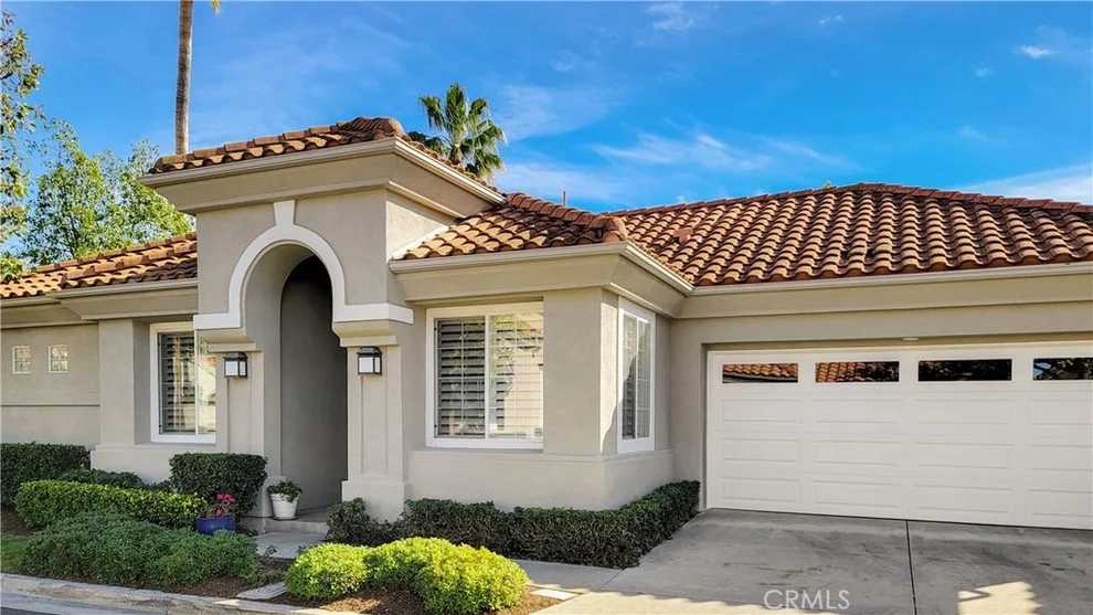 Unit for sale at 21325 Mazatlan, Mission Viejo, CA 92692