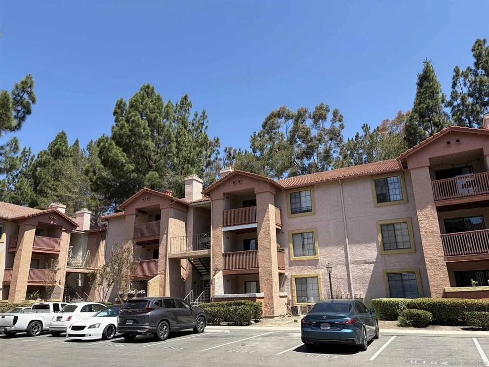Unit for sale at 12023 Alta Carmel Ct, San Diego, CA 92128