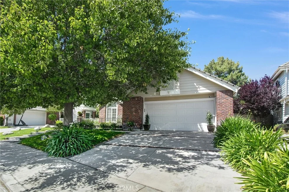 Unit for sale at 26064 Charonne Court, Valencia, CA 91355