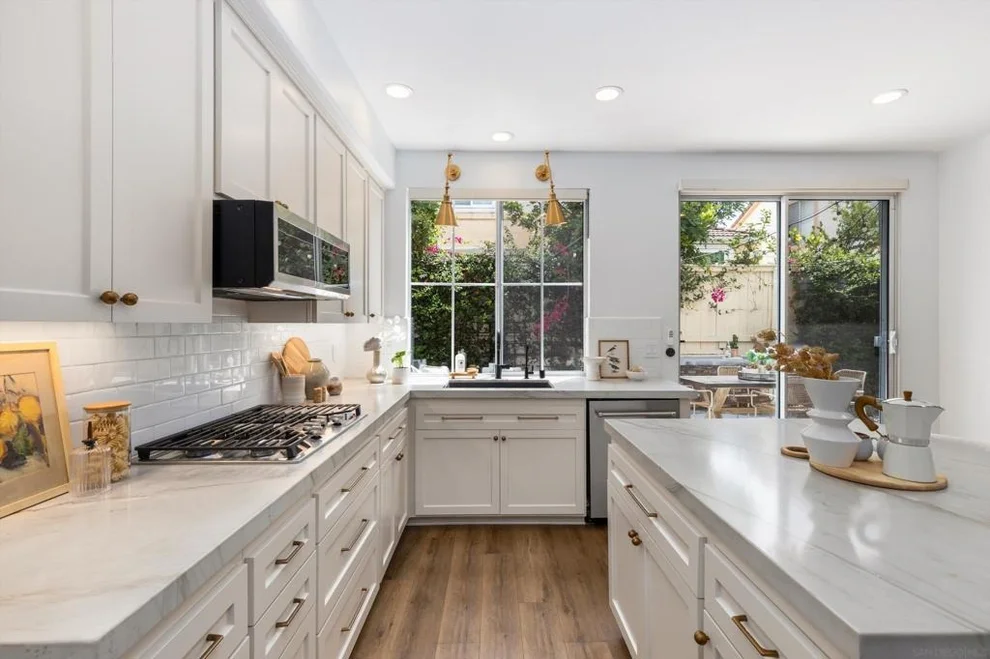 Unit for sale at 5353 Renaissance Ave, San Diego, CA 92122