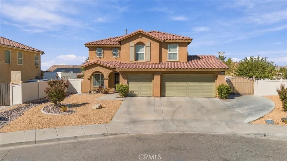 Unit for sale at 14414 Joaquin, Victorville, CA 92394