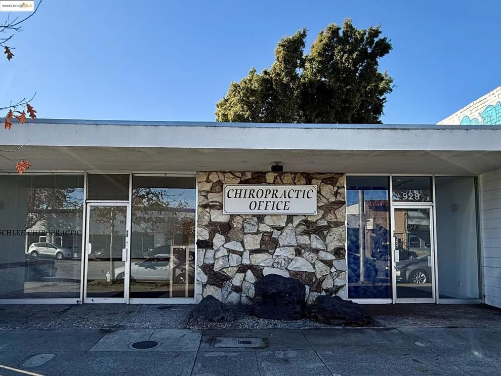 Unit for sale at 928 San Pablo Ave, Albany, CA 94706