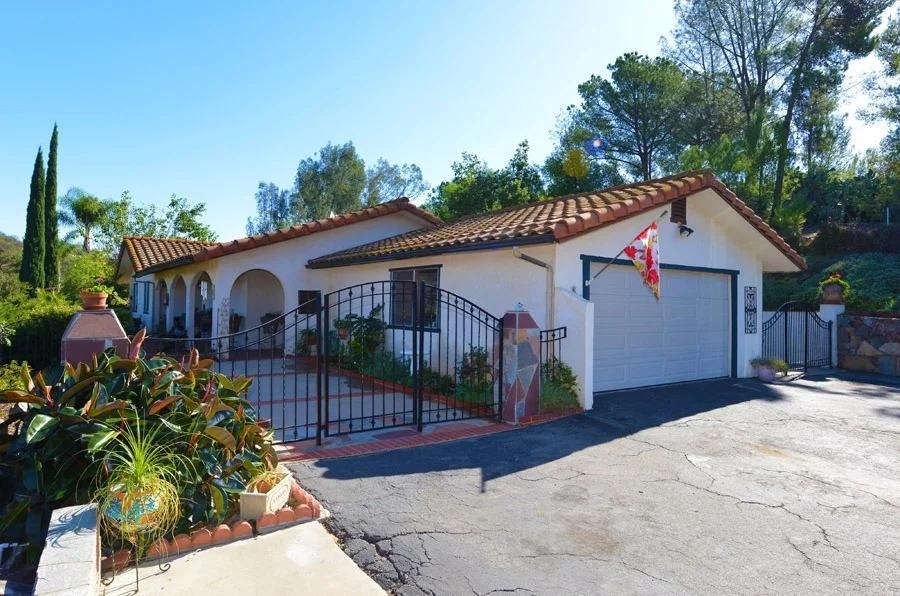 Unit for sale at 14304 CALLE DE VISTA, Valley Center, CA 92082