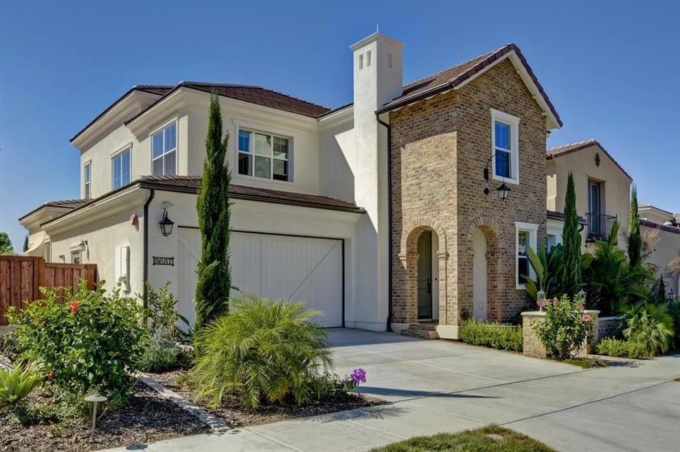 Unit for sale at 3637 Four Peaks, Carlsbad, CA 92010